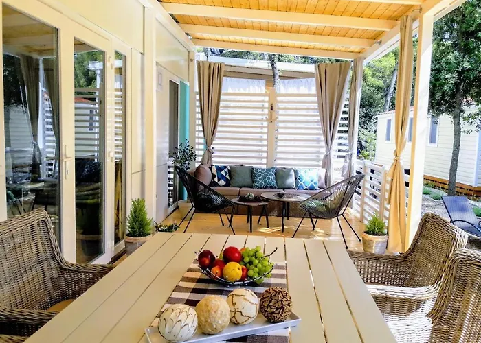 Holiday park J & R Mobile Homes