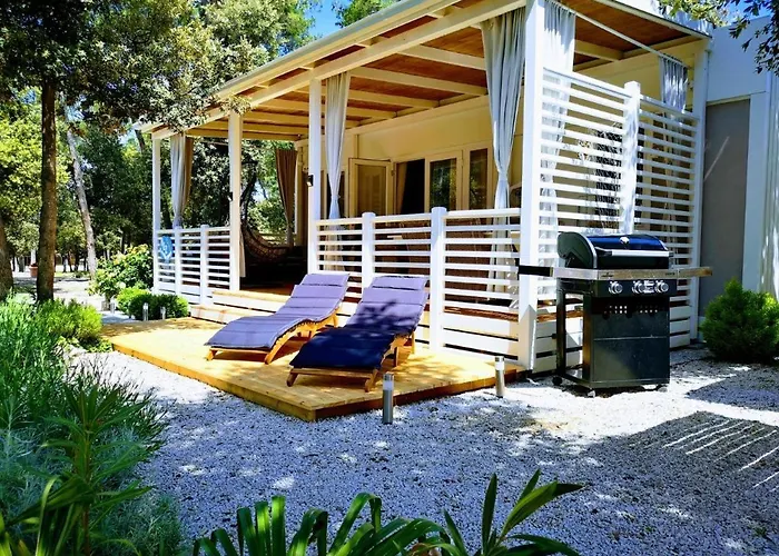 Holiday park J & R Mobile Homes Biograd Na Moru