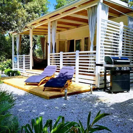 Holiday park J & R Mobile Homes Biograd Na Moru