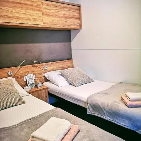 Holiday park J & R Mobile Homes
